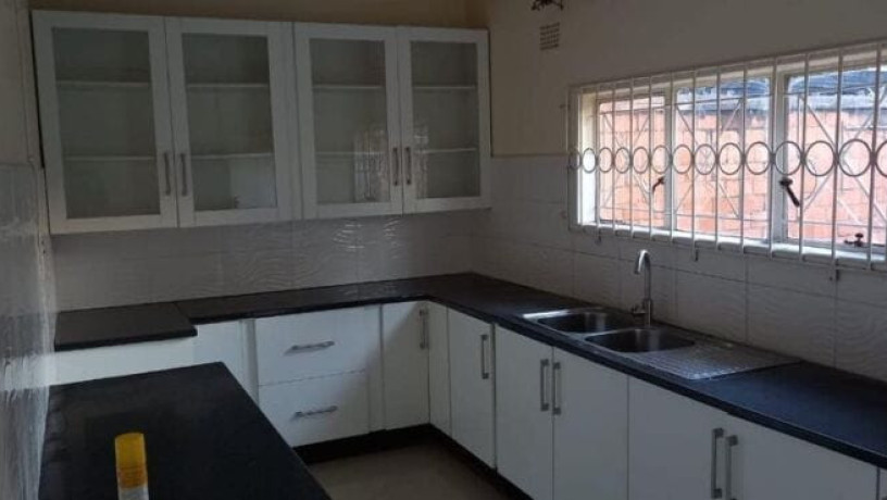 4-bedroom-flat-for-rent-in-northmead-big-2