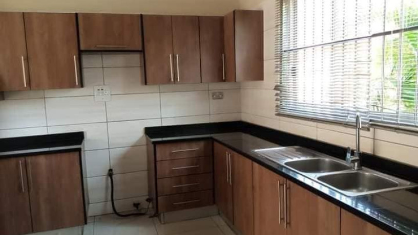 3-bedroom-flat-for-rent-in-chalala-big-3