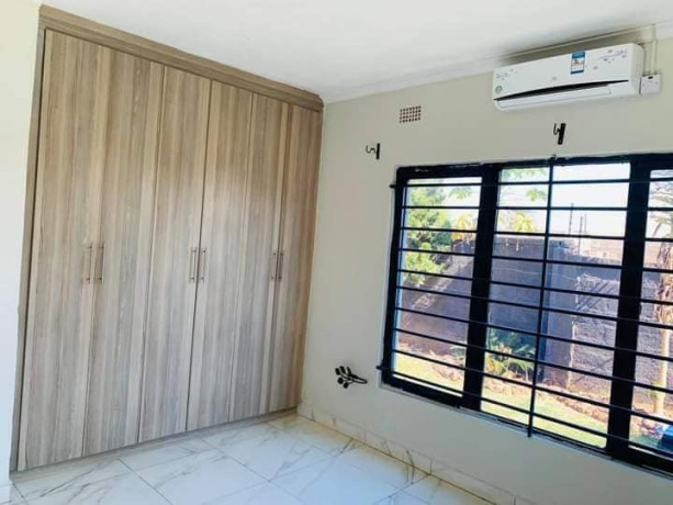 3-bedroom-flat-for-rent-in-chamba-valley-big-2
