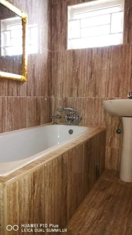 2-bedroom-flat-for-rent-in-meanwood-big-2