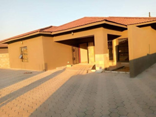 3-bedroom-standalone-house-for-rent-in-new-kasama