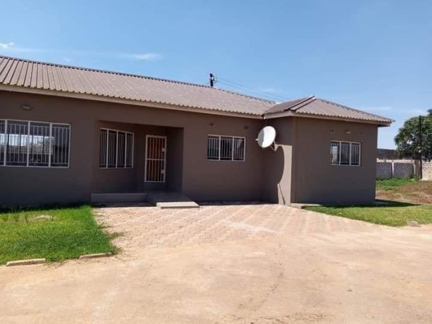 3-bedroom-flat-for-rent-in-woodlands-big-3