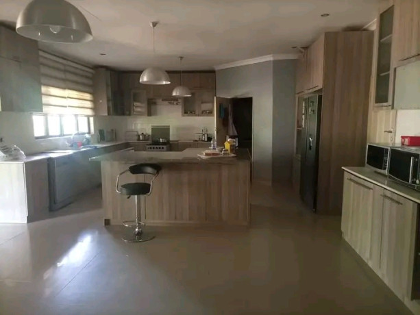 5-bedroom-house-for-sale-in-makeni-big-1