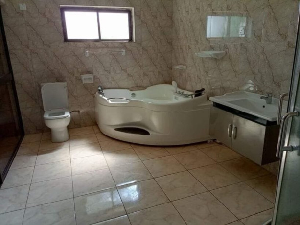 4-bedroom-house-for-rent-in-meanwood-big-7