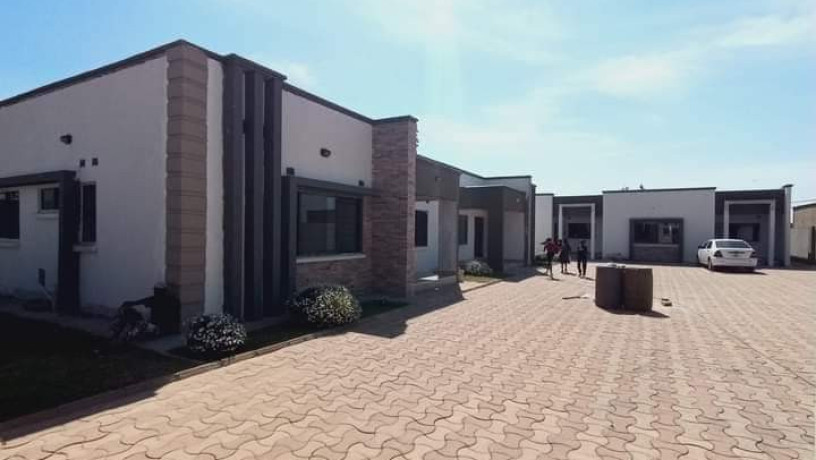 3-bedroom-flat-for-rent-in-meanwood-kwamwena-big-0