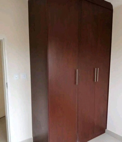 2-bedroom-flat-for-rent-in-meanwood-vorna-valley-big-6