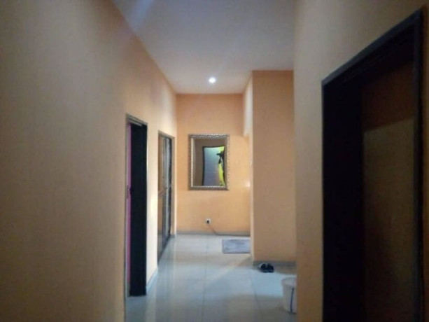 2-x-2-bedroom-flats-for-sale-in-meanwood-kwamwena-big-2