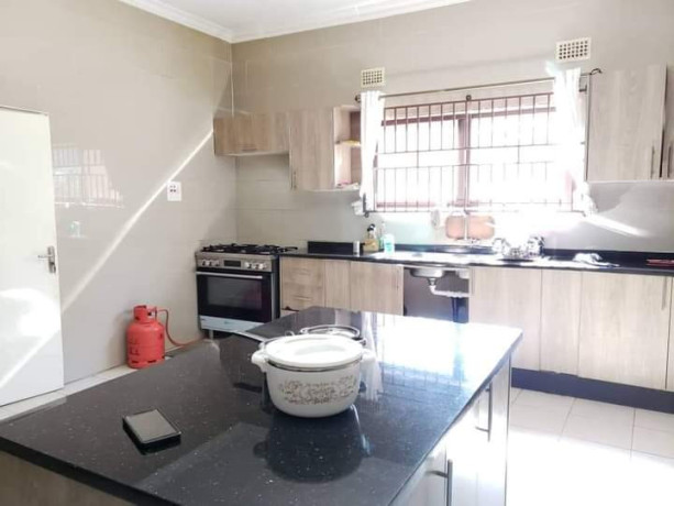 4-bedroom-house-for-rent-in-roma-big-9
