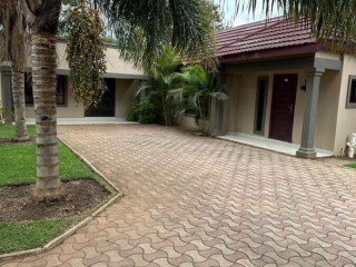 3 Bedroom Flat For Rent in Avondale