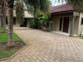3-bedroom-flat-for-rent-in-avondale