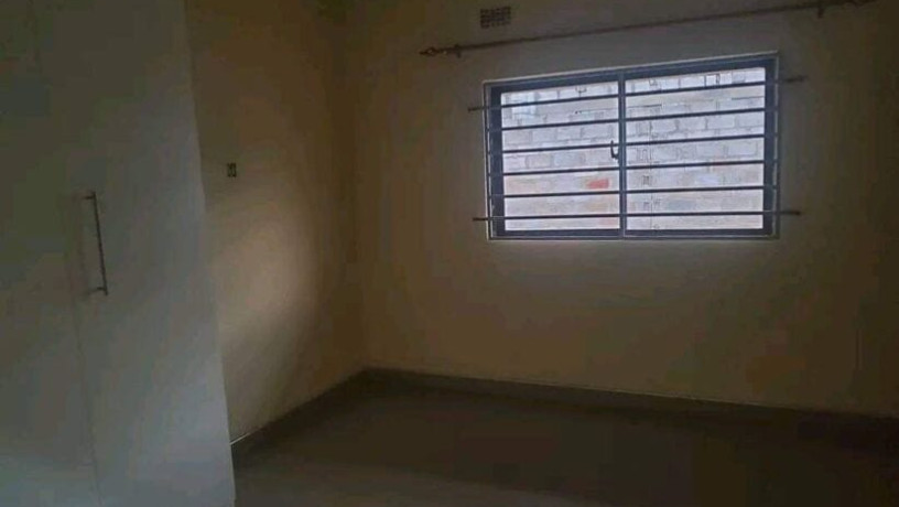 2-bedroom-flat-for-rent-in-chalala-big-3