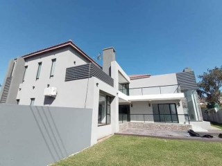 4 Bedroom House For Sale In Roma Park