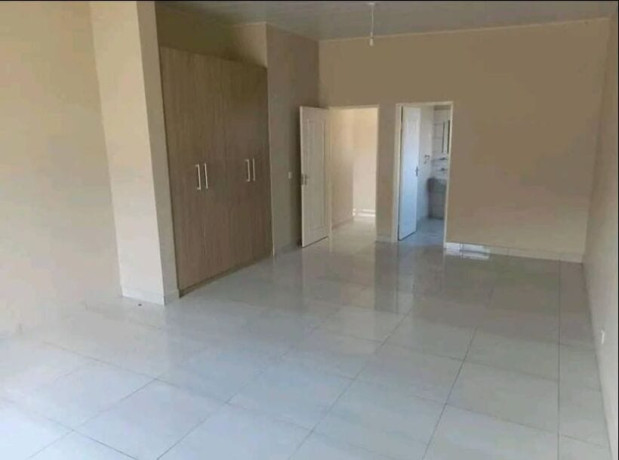 modern-3-bedroom-house-for-sale-in-meanwood-ibex-big-1
