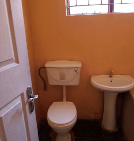 2-bedroom-flat-for-rent-in-avondale-big-6