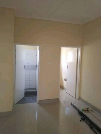 2-bedroom-flat-for-rent-in-chalala-big-1
