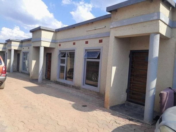 1-bedroom-flat-for-rent-in-chalala-big-0