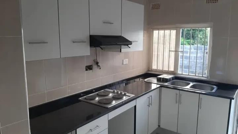 2-bedroom-flat-for-rent-in-ibex-meanwood-big-5