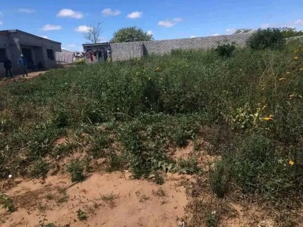 plot-for-sale-in-meanwood-big-2