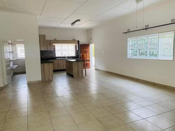 3-bedroom-flat-for-rent-in-roma-big-9