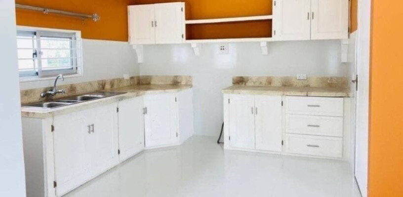 3-bedroom-apartments-for-rent-in-ibex-hill-big-2