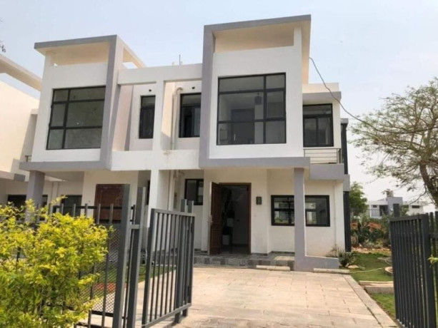 3-bedroom-flat-for-rent-in-ibex-hill-big-4