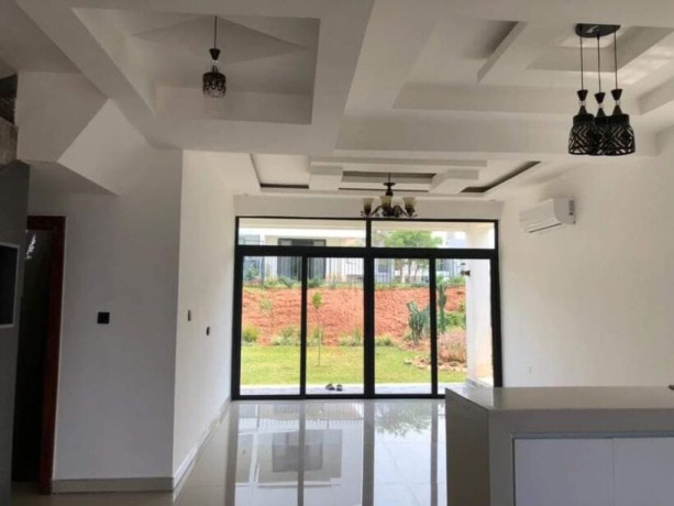 3-bedroom-flat-for-rent-in-ibex-hill-big-2