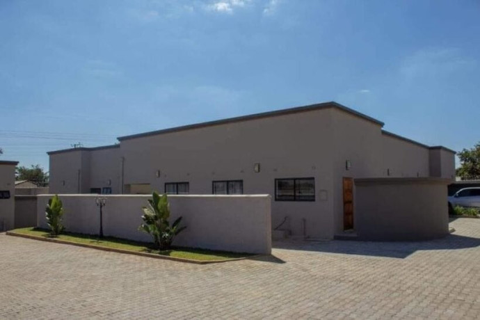 3-bedroom-flat-for-rent-in-ibex-hill-big-2