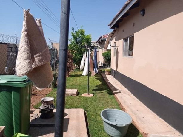 4-bedroom-house-for-rent-in-ibex-hill-big-3