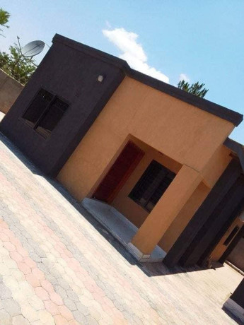 2-bedroom-flat-for-rent-in-chalala-big-2