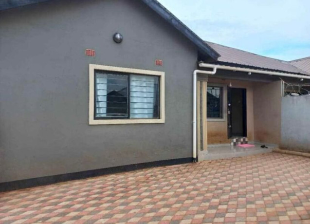 3-bedroom-house-for-rent-in-chalala-big-2