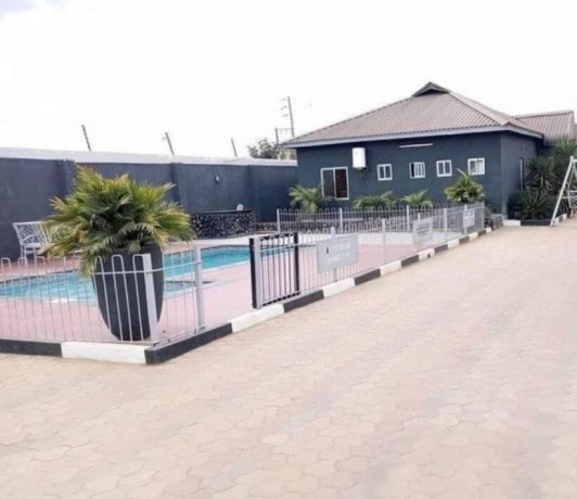 2-bedroom-flat-for-rent-in-chalala-big-3