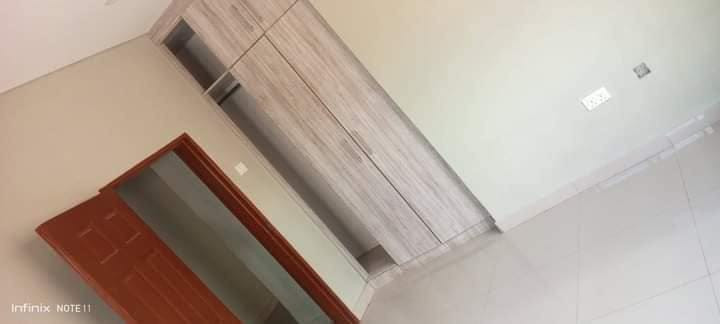 3-bedroom-flat-for-rent-in-chalala-big-3