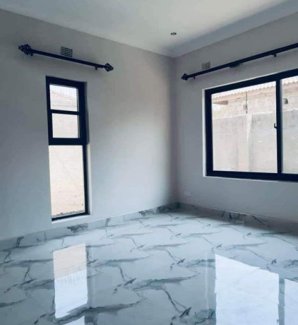 beautiful-and-spacious-house-for-rent-in-ibex-meanwood-lusaka-big-4