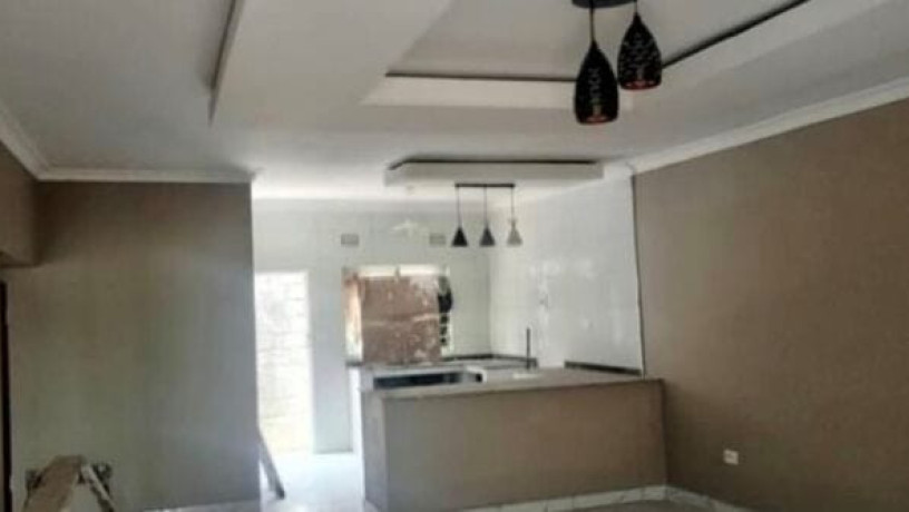 2-bedroom-flat-for-rent-in-meanwood-kwamwena-big-1