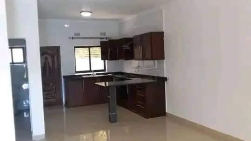 2-bedroom-flat-for-rent-in-ibex-hill-big-8