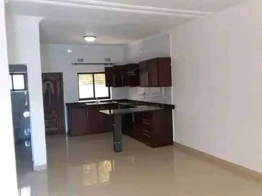 2-bedroom-flat-for-rent-in-ibex-hill-big-8