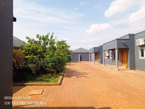 3-bedroom-house-for-rent-in-chalala-big-5