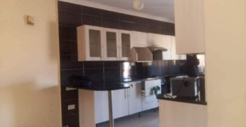 2-bedroom-flat-for-rent-in-chalala-big-3