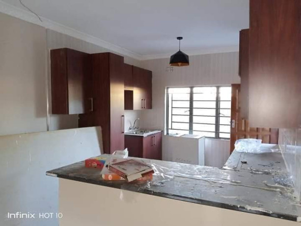 2-bedroom-house-for-rent-in-chalala-big-5