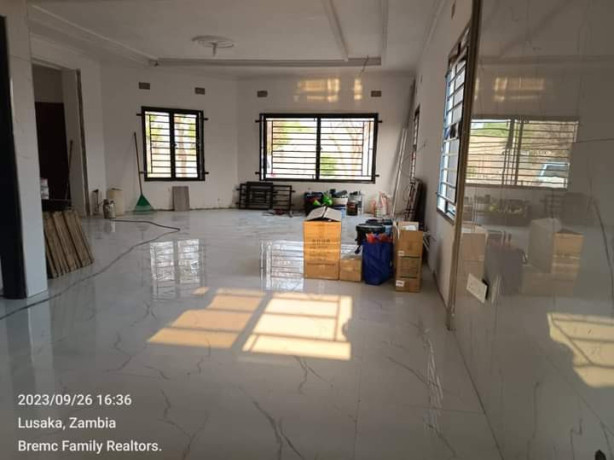 2-bedroom-house-for-rent-in-chalala-big-2