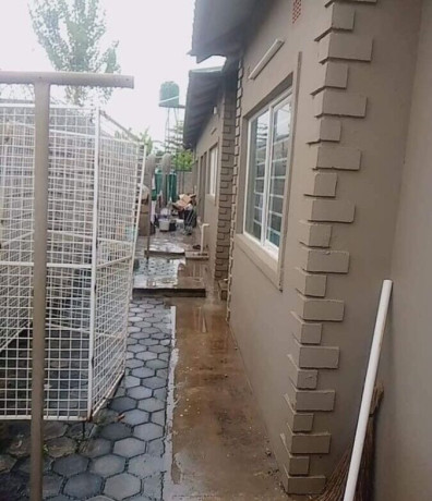 2-bedroom-flat-for-rent-in-meanwood-mutumbi-big-2