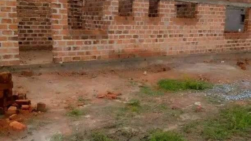 incomplete-3-bedroom-house-for-sale-in-kitwe-big-1