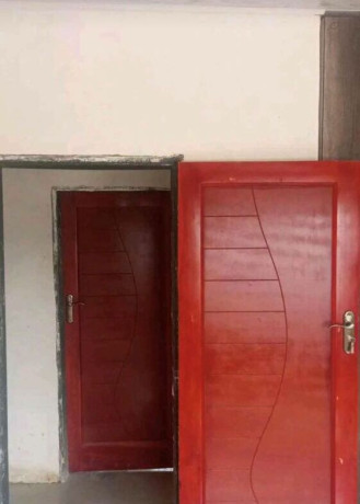 2-bedroom-flat-for-rent-in-chalala-big-3