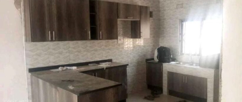 2-bedroom-flat-for-rent-in-chalala-big-2