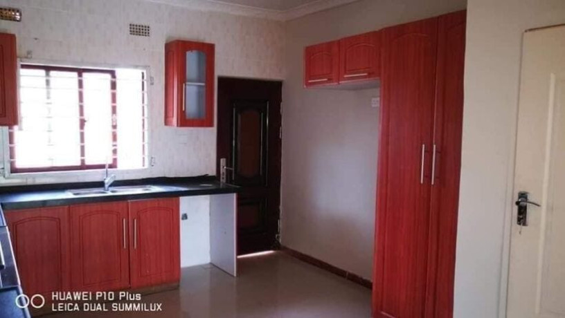 3-bedroom-house-for-rent-in-kabulonga-big-8