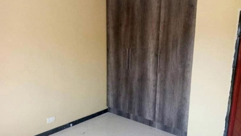 2-bedroom-flat-for-rent-in-chalala-big-2