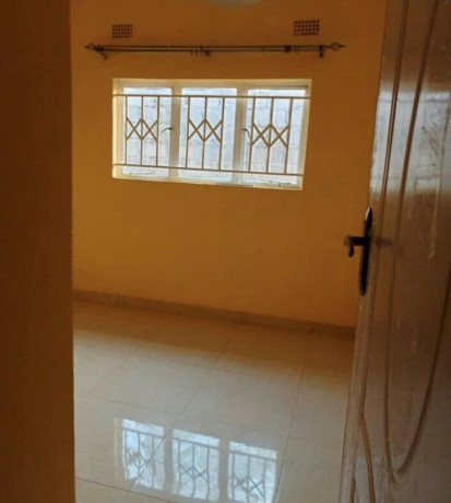 3-bedroom-flat-for-rent-in-meanwood-ndeke-big-0