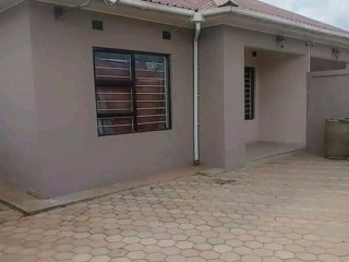 2 Bedroom House For Rent In Meanwood Chamba Valley