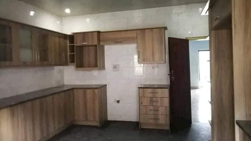 2-bedroom-flat-for-rent-in-kabulonga-big-4