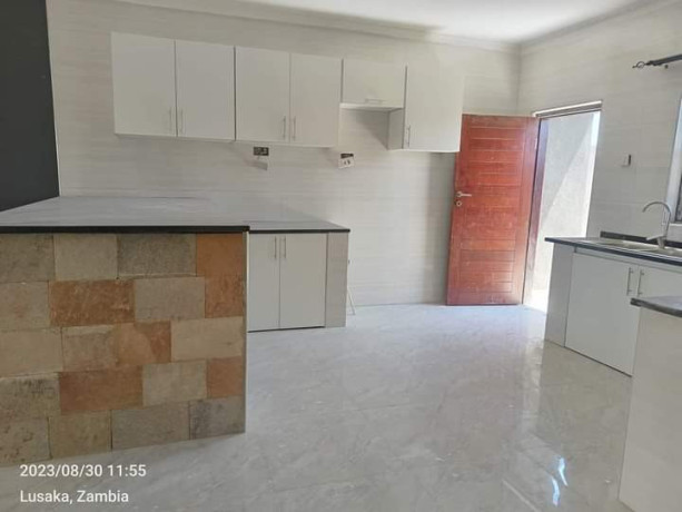 flats-for-sale-in-chalala-big-8